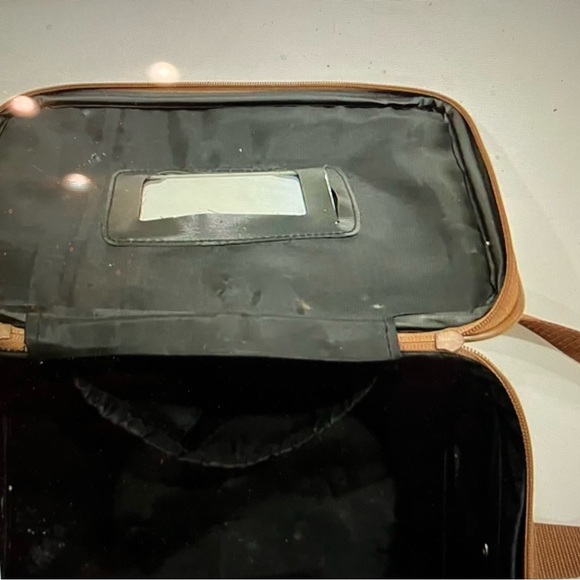 Burberry’s Look- Make Up Case (Not Authentic) - Picture 8 of 10
